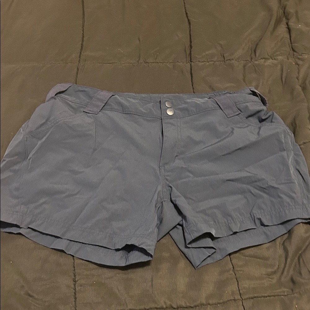 Columbia Women's Dark Blue Cargo Shorts